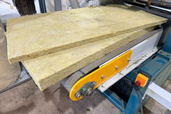 Finished sliced product using new horizontal bandsaw Finished sliced product using new horizontal bandsaw
